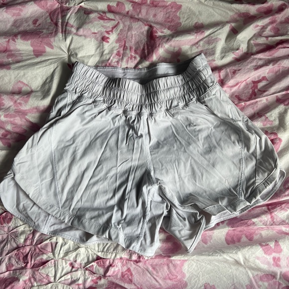Lululemon Track That High-Rise Lined Shorts 5” - Picture 1 of 3
